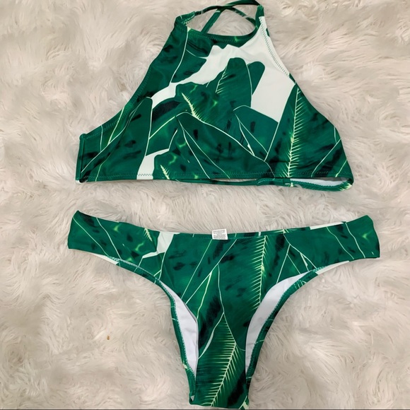 Cupshe Other - Cupshe Leaf Bikini